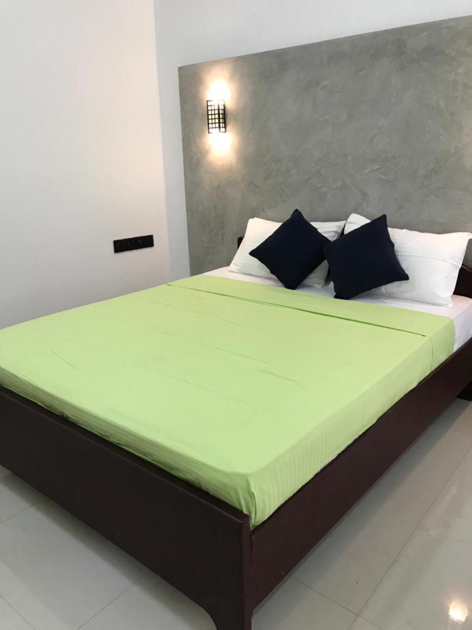 Kingdom Gate Hotel Анурадхапура Экстерьер фото